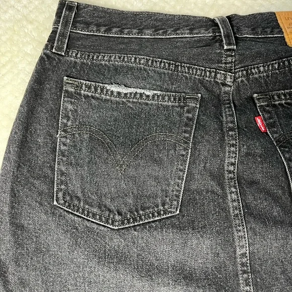 Levi black mini skirt - Picture 11 of 15